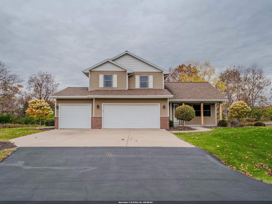 4164 Star Ct, Oshkosh, WI 54904 - photo 1