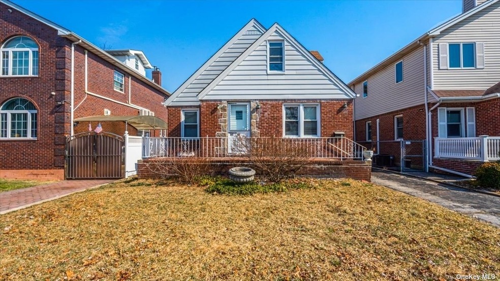 80-19 246th St, Jamaica, NY 11426 - photo 1