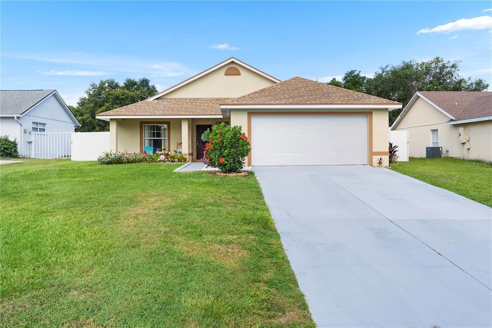 10431 Reagans Run Dr, Clermont, FL 34711 - photo 1