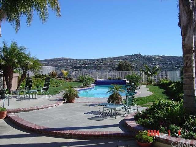 Gorgeous views of the hillside too!