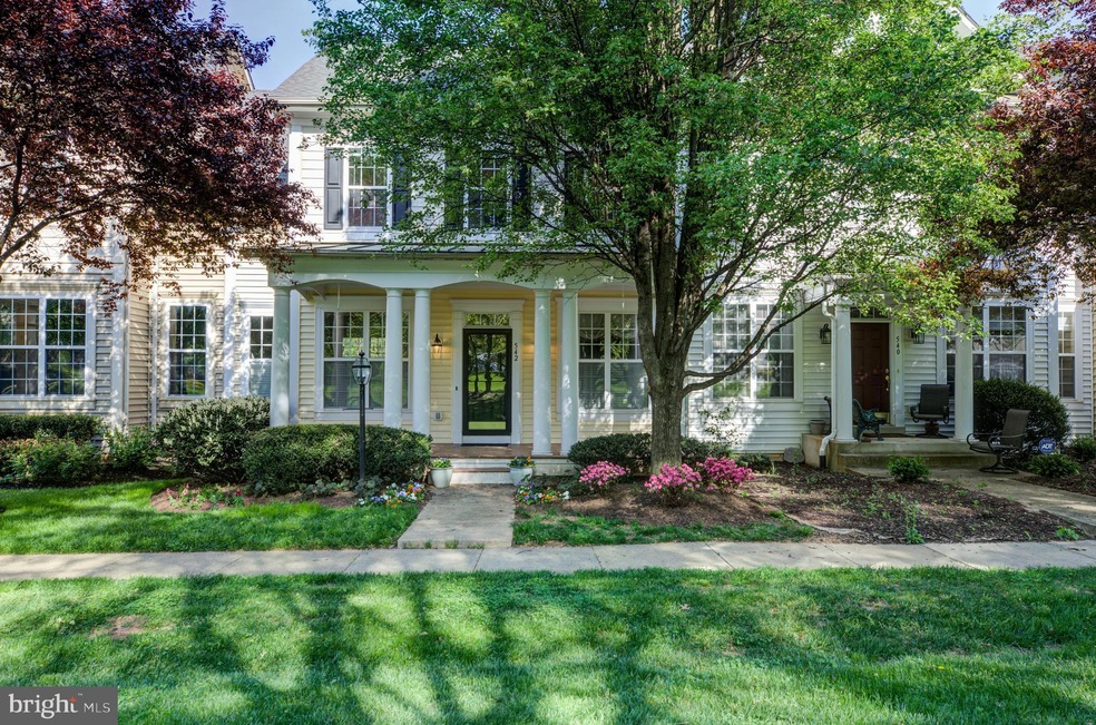 542 Gentlewood Square, Purcellville, VA 20132 - photo 1