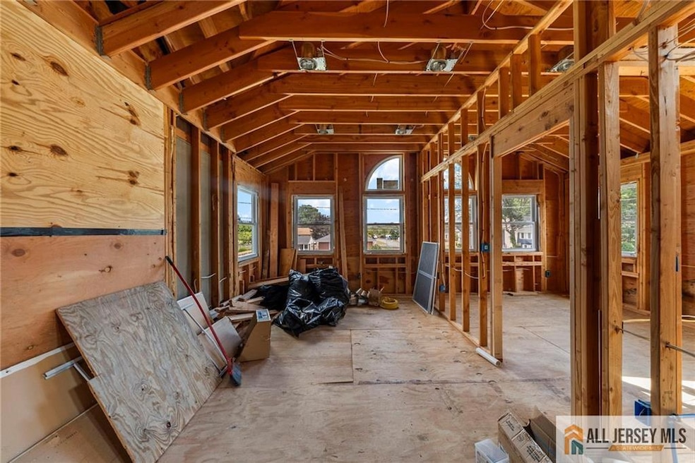 Sold $803,300 • Co-Listing Agent