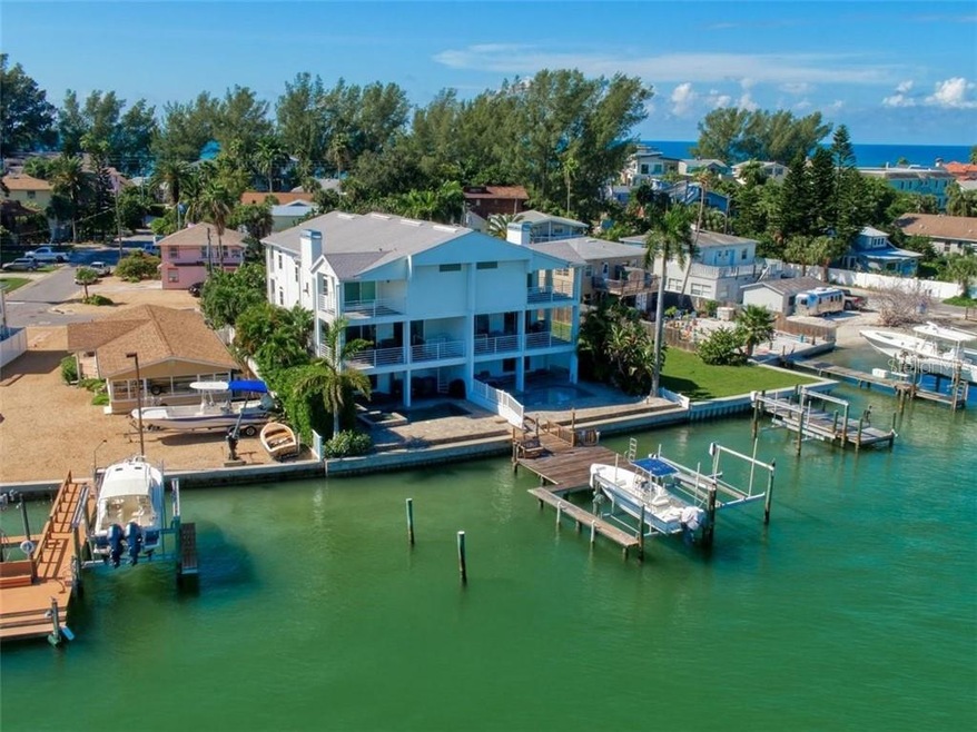 8341 Bayshore Dr, Treasure Island, FL 33706 - photo 1