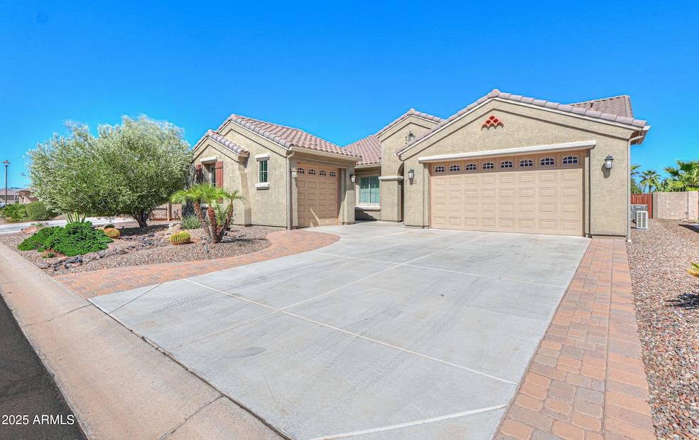 4696 W Buckskin Dr, Eloy, AZ 85131 - photo 1