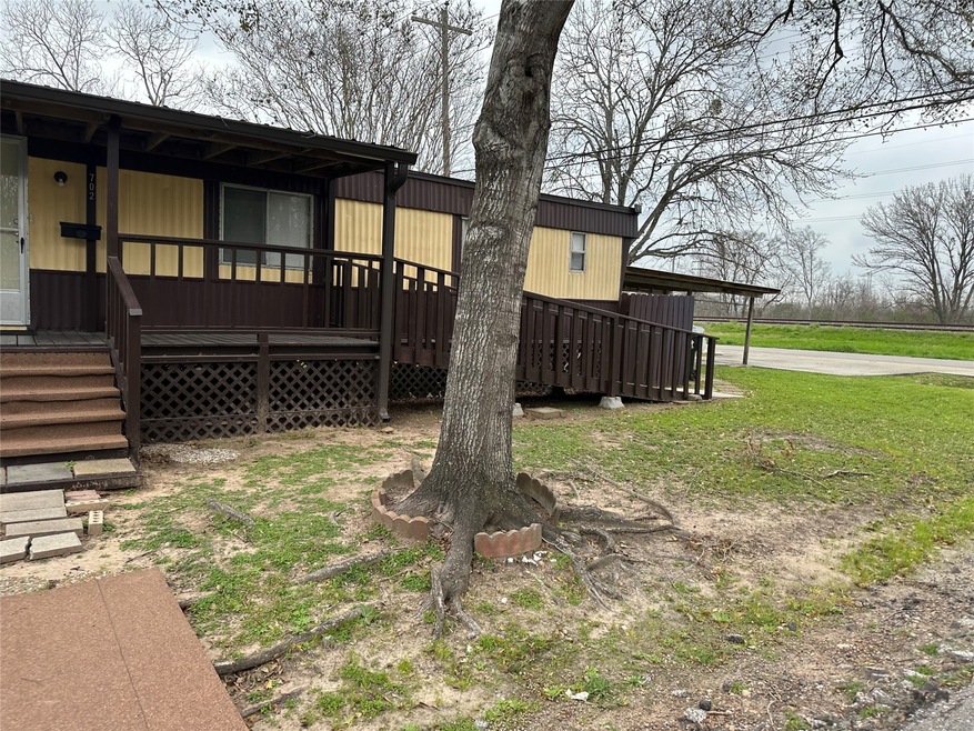 702 San Jacinto St, Rosenberg, TX 77471 - photo 1