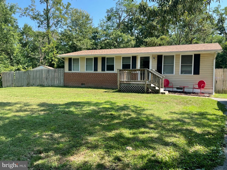 12426 Channelview Dr, Newburg, MD 20664 - photo 1