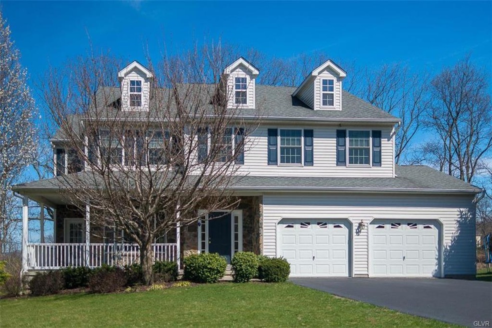 6952 Hearth Ln, Macungie, PA 18062 - photo 1