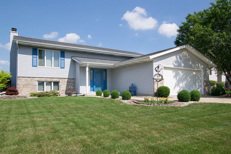 3017 Burge Dr, Crown Point, IN 46307 - photo 1