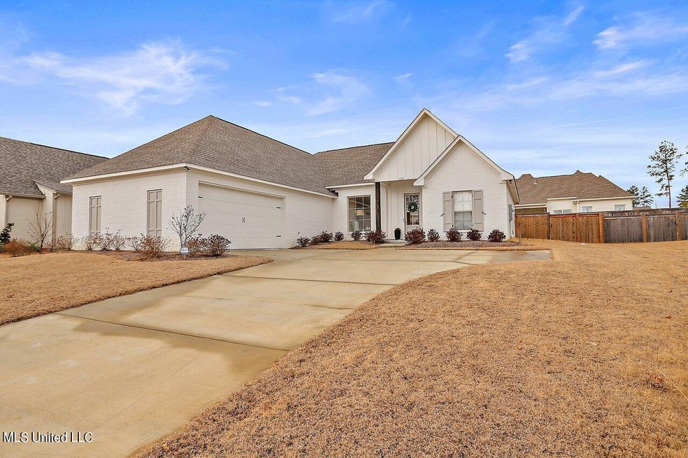 126 Hampton Ln, Madison, MS 39110 - photo 1