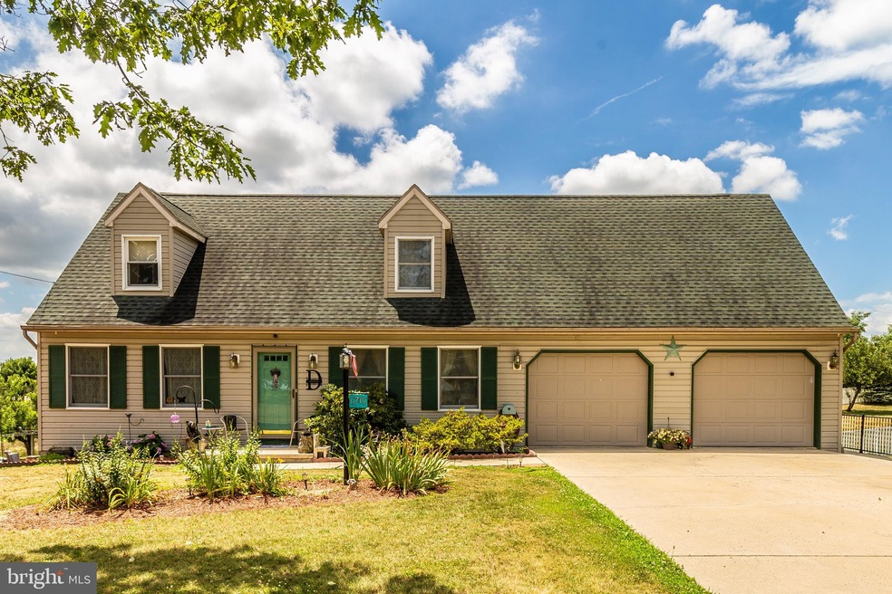 6710 Town Dr, Saint Thomas, PA 17252 - photo 1