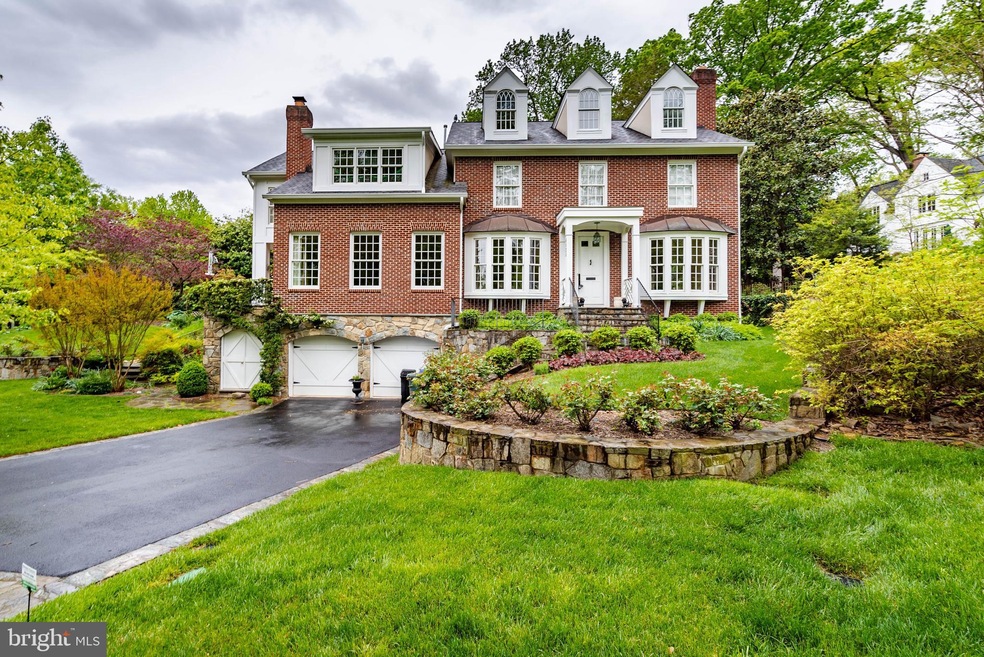 4525 Rock Spring Rd, Arlington, VA 22207 - photo 1