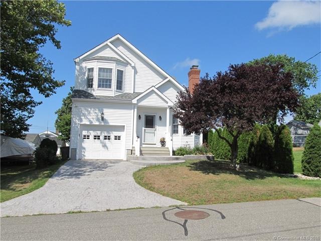 4 Hilltop Rd, Niantic, CT 06357 - photo 1
