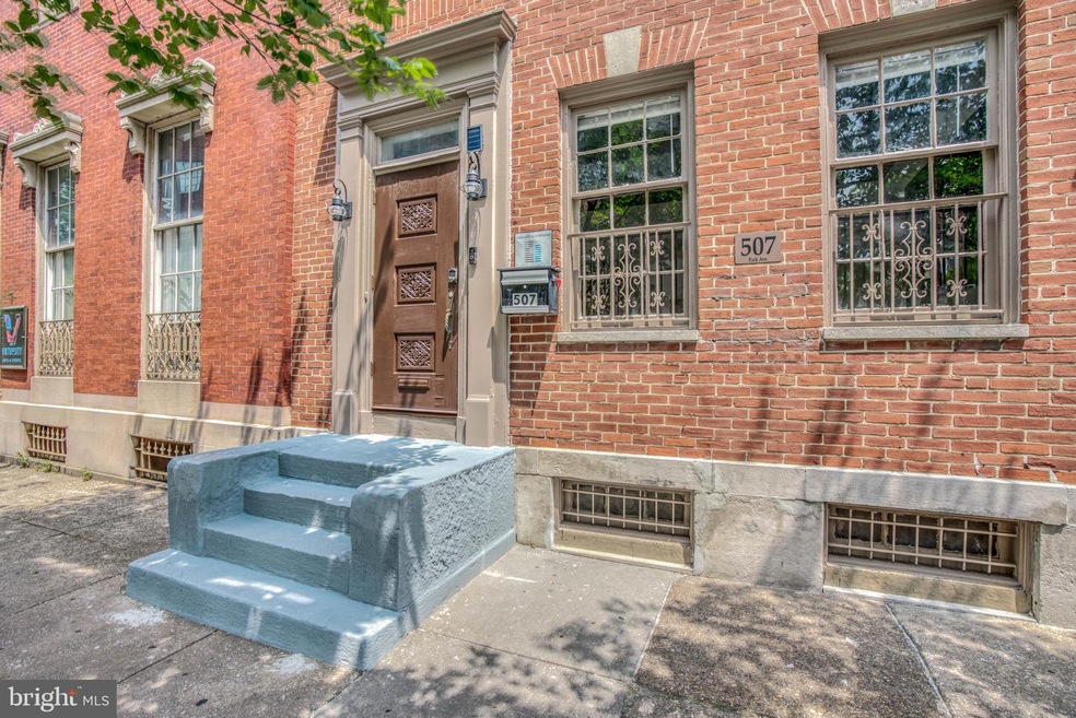 507 Park Ave, Baltimore, MD 21201 - photo 1