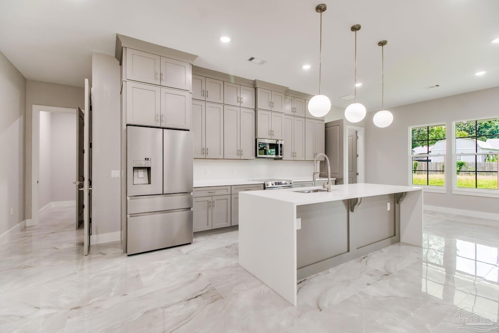 1512 Portside Dr, Gulf Breeze, FL 32563 - photo 1