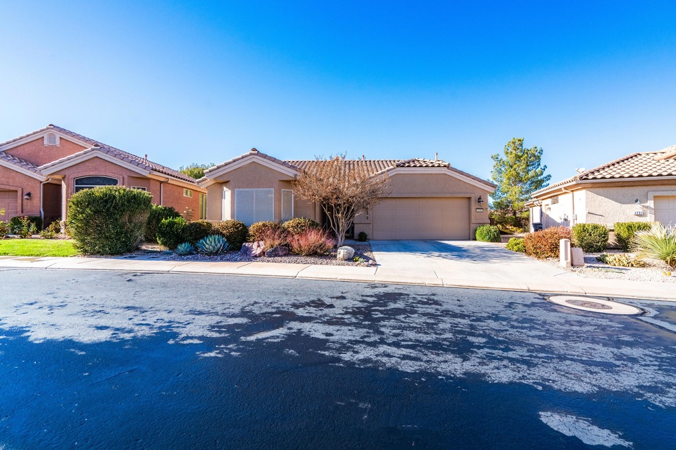 4240 S Magellan Dr-008