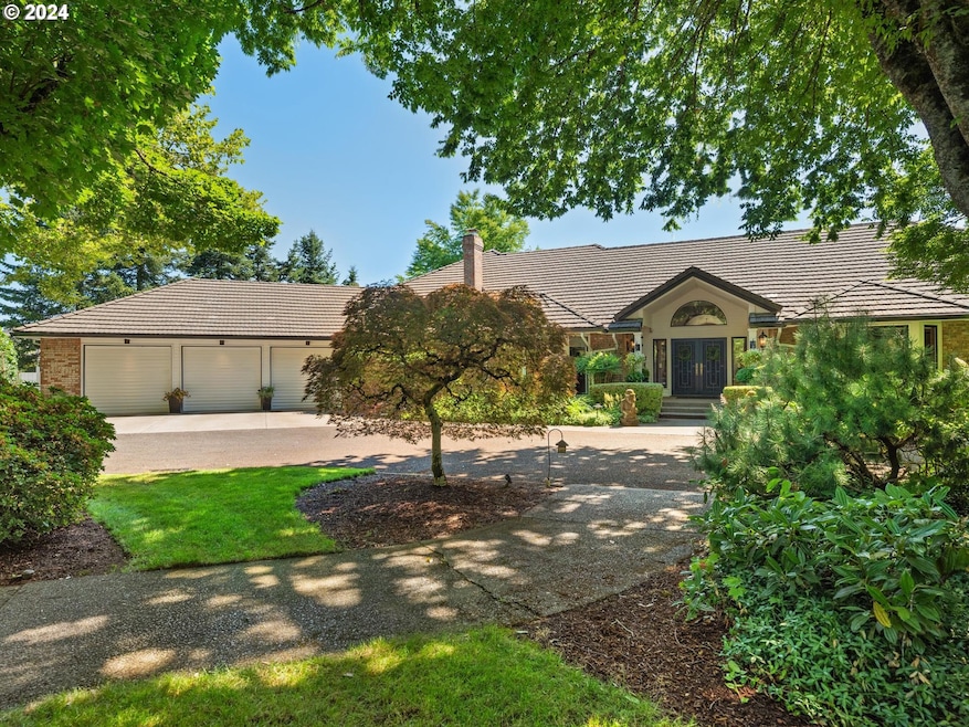 Sold $2,255,000 • Co-Listing Agent