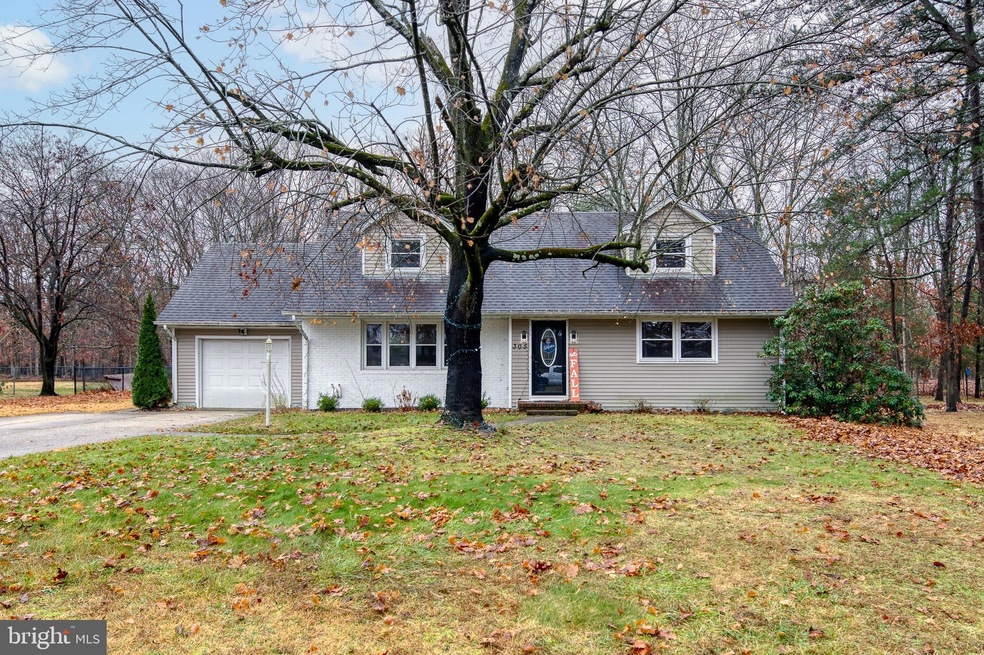 305 Hazel Blvd, Millville, NJ 08332 - photo 1