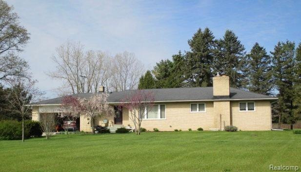 14075 Timbers Rd, Carleton, MI 48117 - photo 1