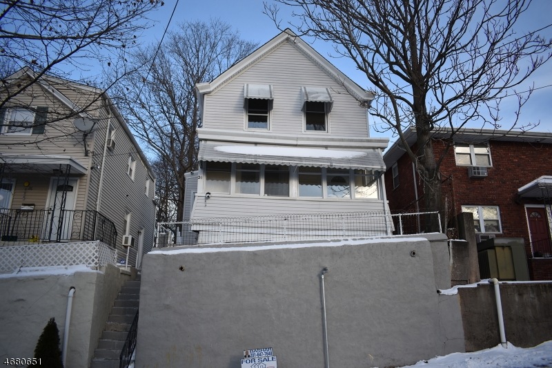 24 Spruce St, Passaic, NJ 07055 - photo 1