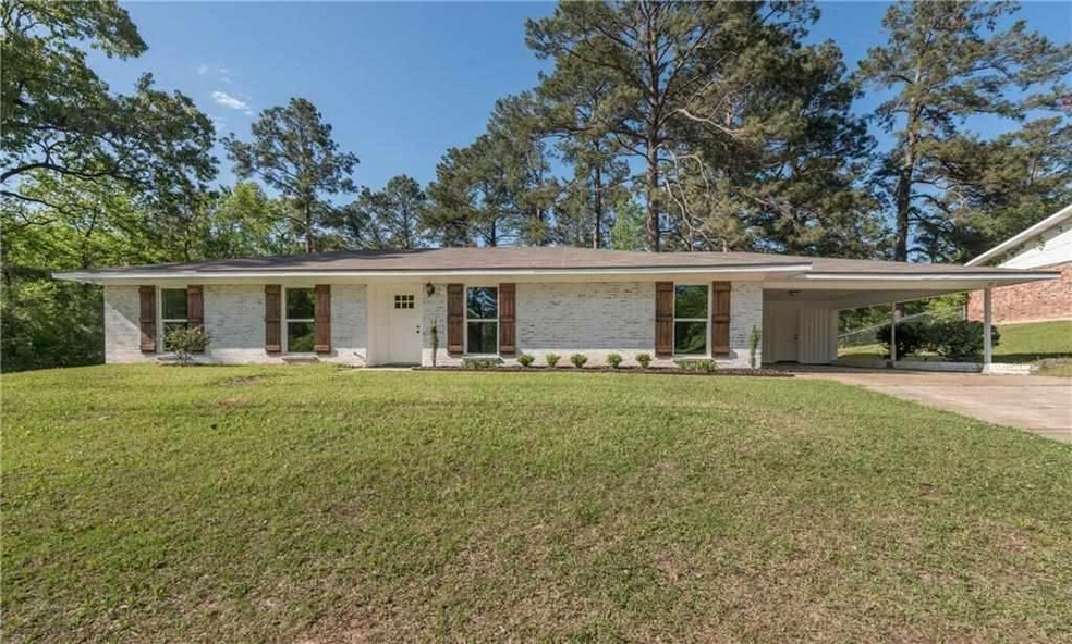 1477 Susek Dr, Pineville, LA 71360 - photo 1