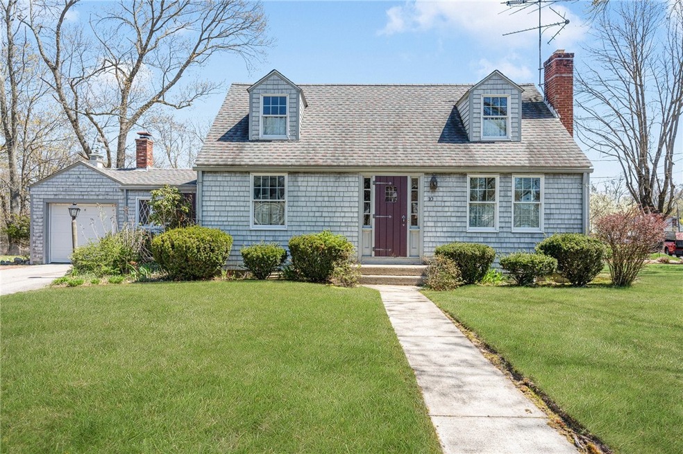 10 Enfield Rd, Warwick, RI 02886 - photo 1