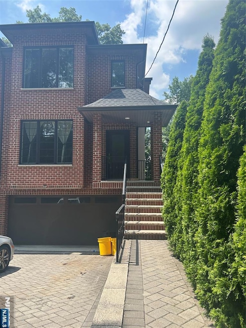 For Rent $5,500/month