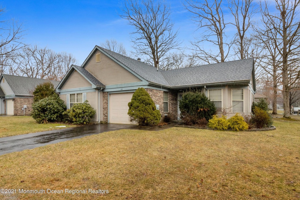 526 Petunia Ln N, Whiting, NJ 08759 - photo 1