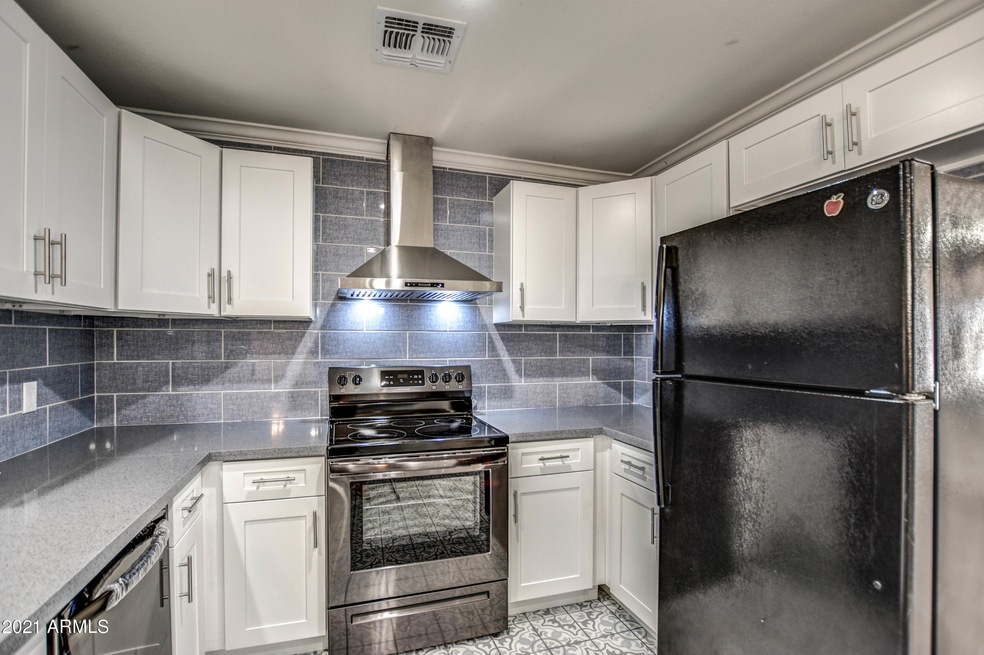 KITCHEN 5