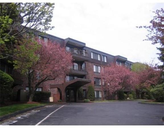 1004 Paradise Rd unit 3N, Swampscott, MA 01907 - photo 1