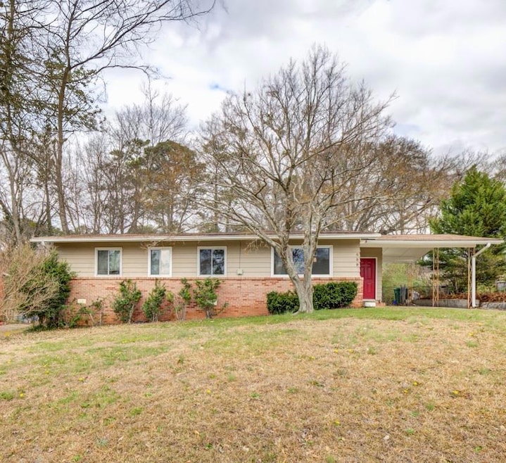 639 Burbank Dr SE, Smyrna, GA 30080 - photo 1