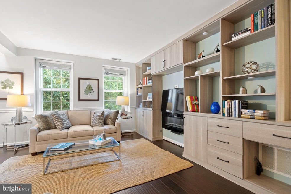 3630 39th St NW unit 533, Washington, DC 20016 - photo 1