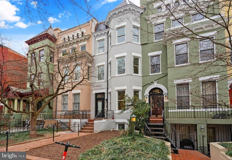 1930 Calvert St NW unit 3, Washington, DC 20009 - photo 1