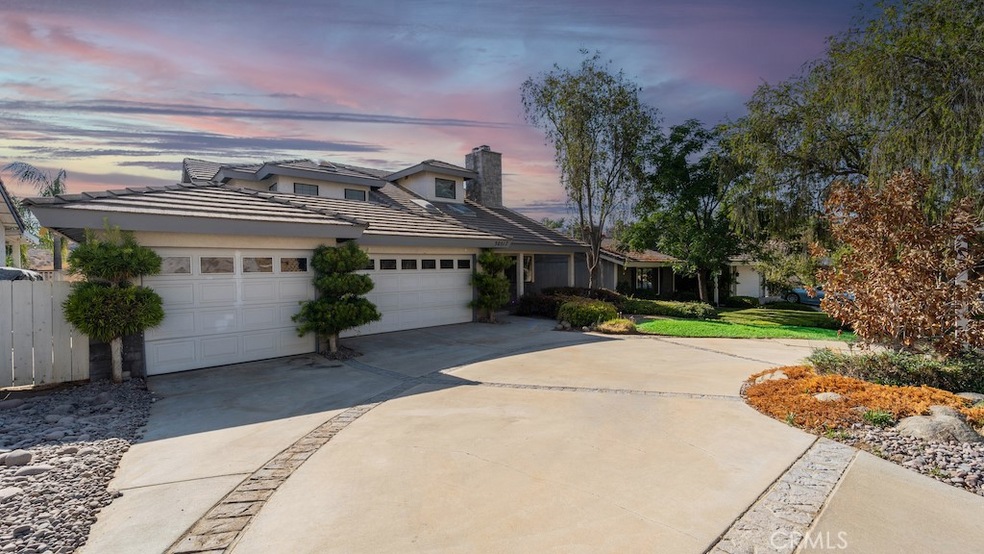 30517 Early Round Dr, Canyon Lake, CA 92587 - photo 1