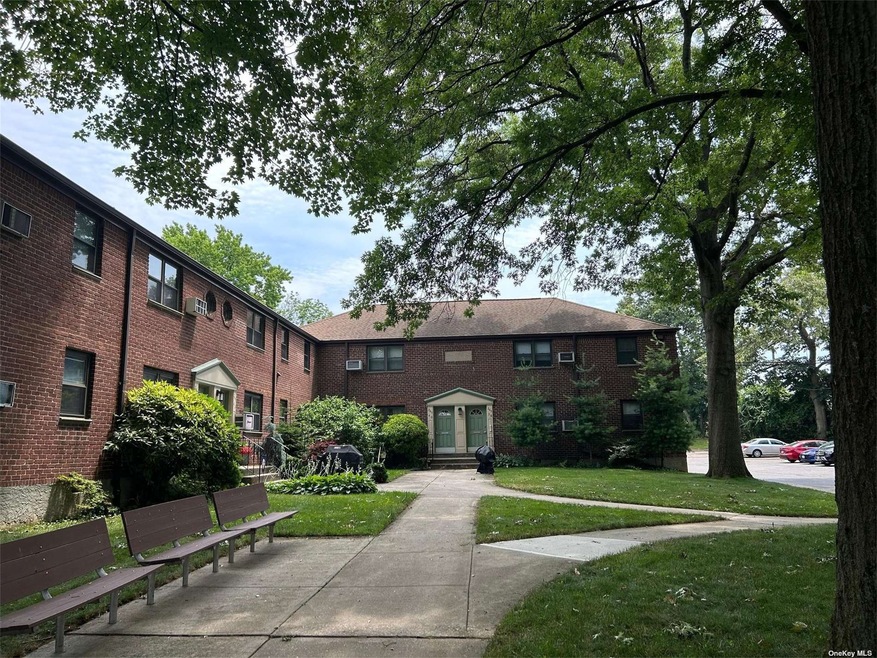 245-40 62nd Ave unit 2Fl, Little Neck, NY 11362 - photo 1