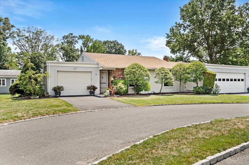 5 Aspen Plaza unit A, Monroe Township, NJ 08831 - photo 1