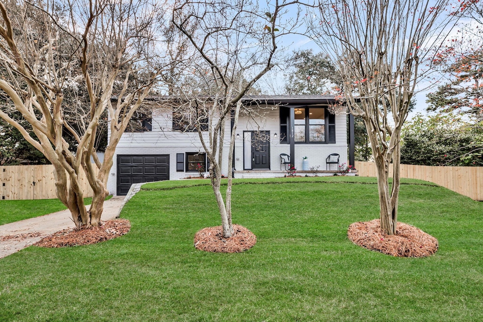 1812 Debbenshire Dr, Charleston, SC 29407 - photo 1