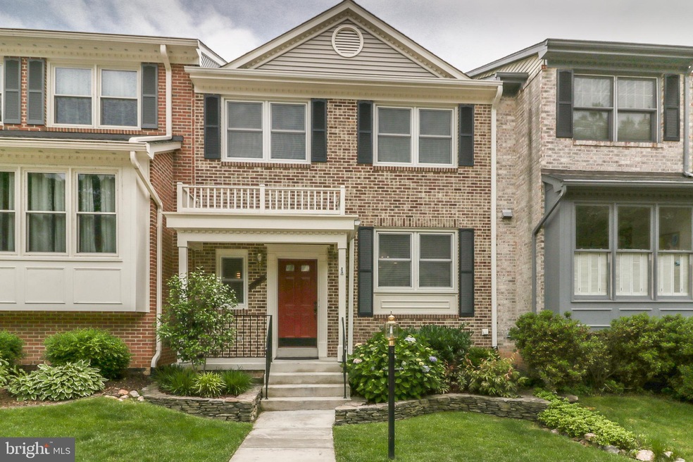 9017 Daum Ct, Springfield, VA 22153 - photo 1