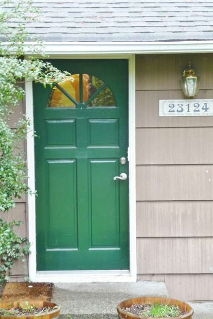 23124 32nd Ave W, Brier, WA 98036 - photo 1