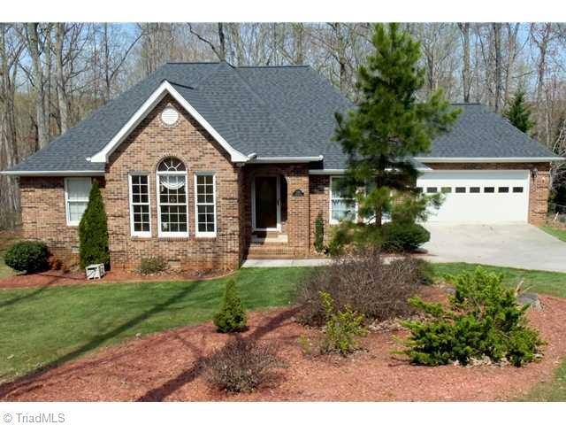 652 Graceland Dr, Asheboro, NC 27205 - photo 1