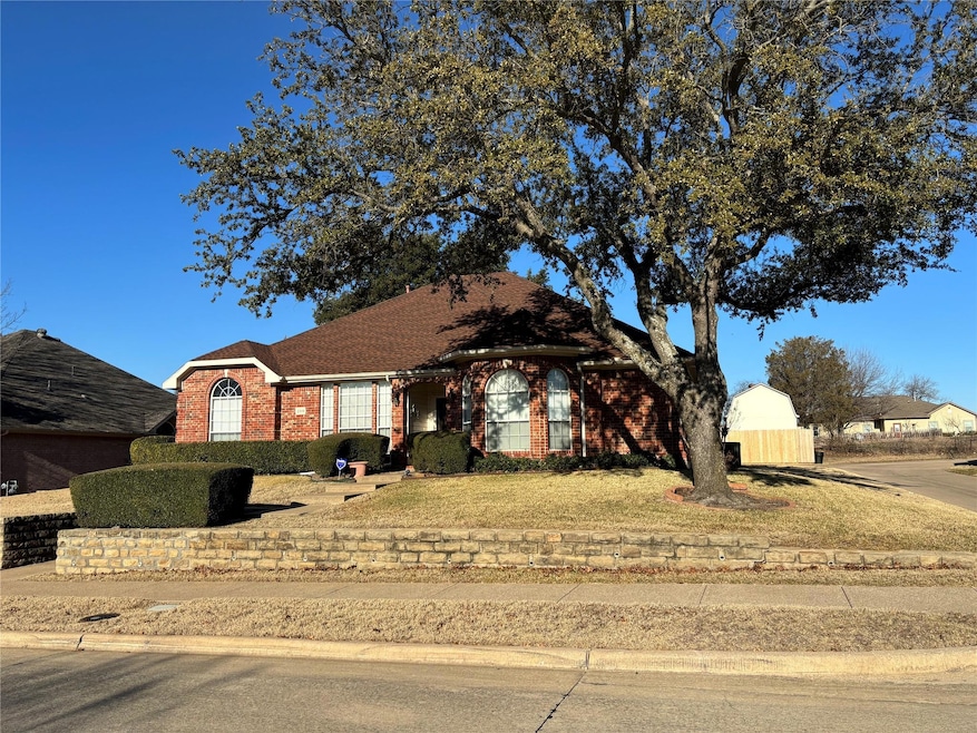 Under Contract $325,000
