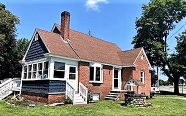 381 Chandler St, Tewksbury, MA 01876 - photo 1