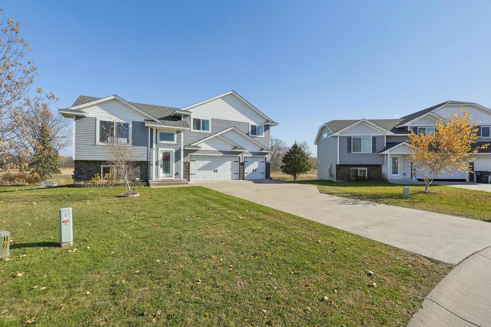 17749 311th Ct, Shafer, MN 55074 - photo 1