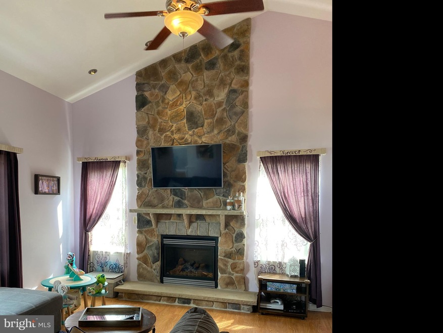 128 Central Ave, Souderton, PA 18964 - photo 1