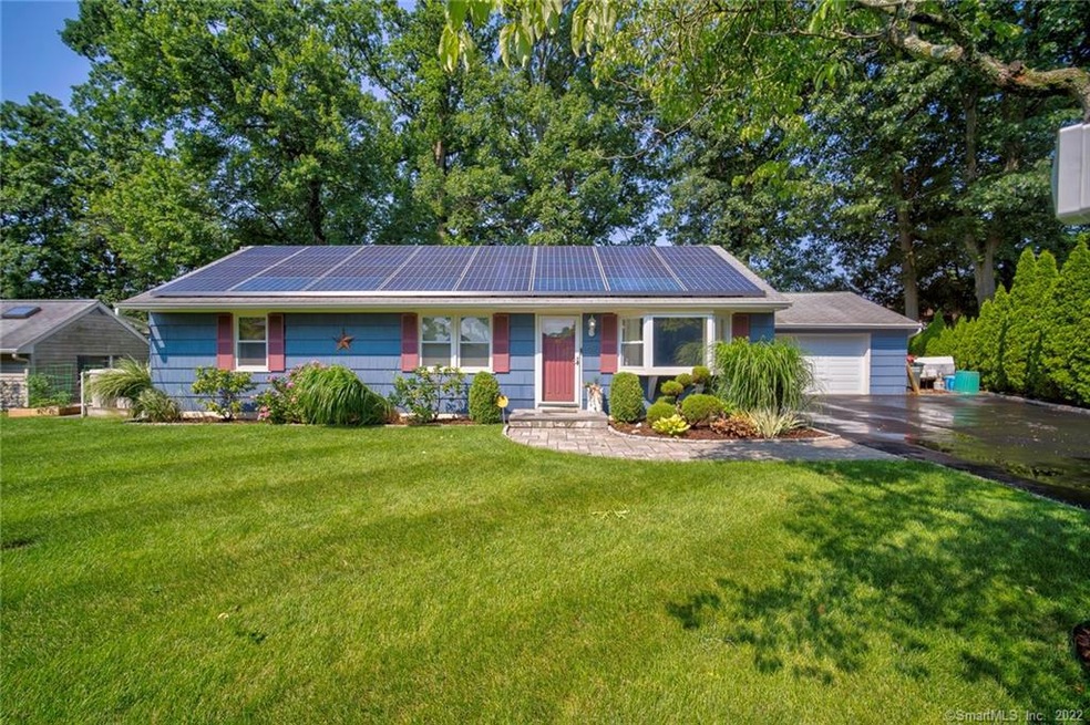 69 Tarinelli Cir, Bridgeport, CT 06606 - photo 1