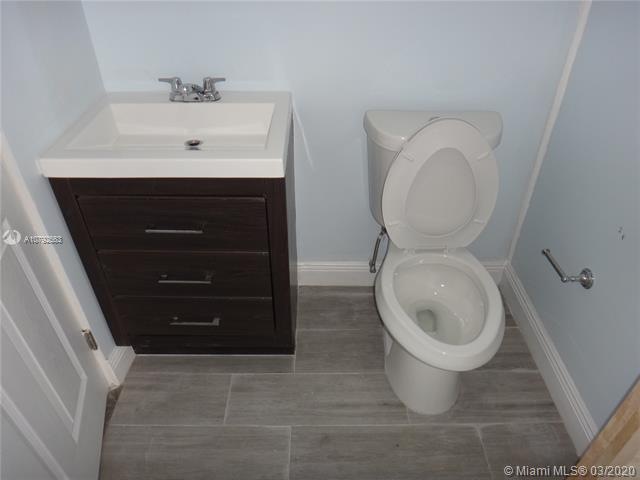 195 S Huntley Dr, Lake Placid, FL 33852 - photo 1