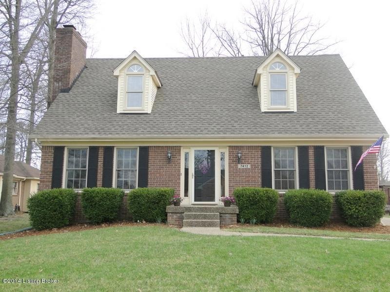7412 Crabtree Dr, Louisville, KY 40228 - photo 1