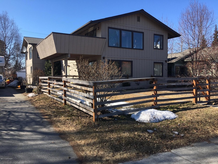 1536 G St, Anchorage, AK 99501 - photo 1