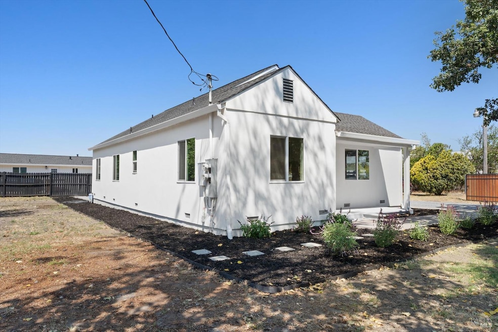 Sold $1,400,000 • Co-Listing Agent