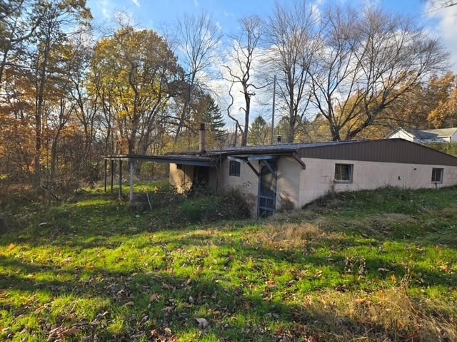 1015 Kiester Rd, Slippery Rock, PA 16057 - photo 1