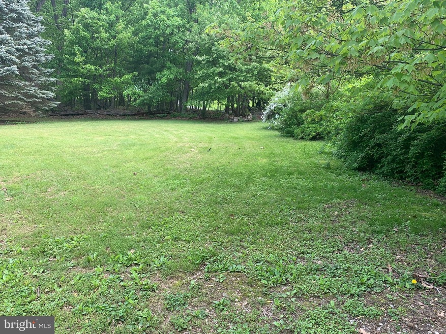 23448 Barth Spring Ln, Smithsburg, MD 21783 - photo 1